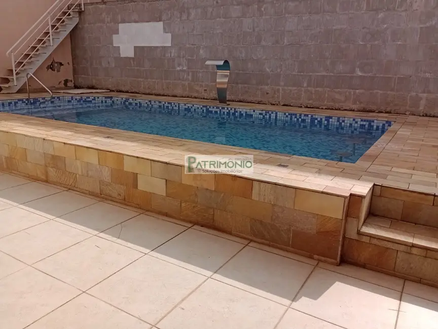 Foto 4 de Casa com 3 quartos à venda, 350m2 em Jaguariuna - SP