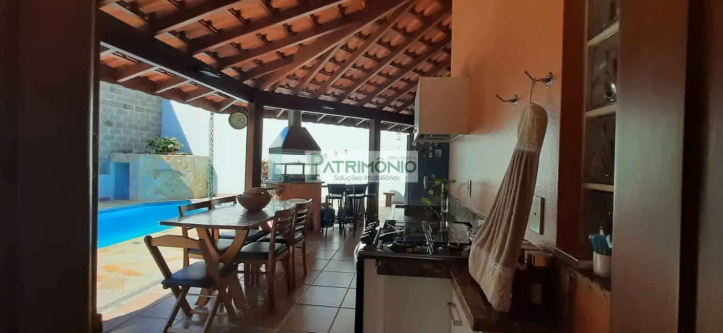 Foto 7 de Casa de Condomínio com 3 quartos à venda, 243m2 em Jaguariuna - SP