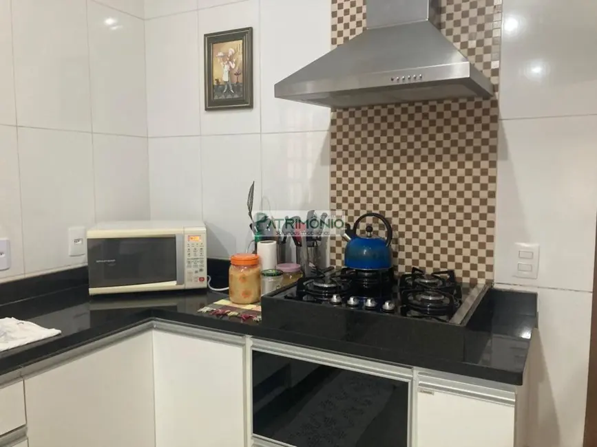 Foto 2 de Casa com 3 quartos à venda, 293m2 em Jaguariuna - SP