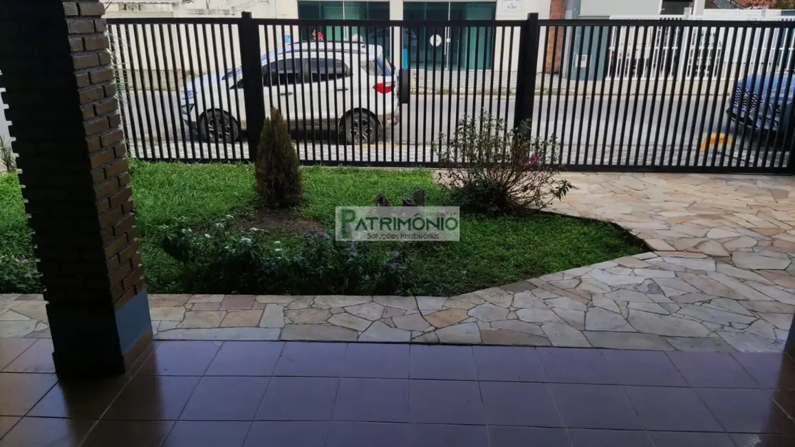 Foto 6 de Casa com 3 quartos à venda, 290m2 em Centro, Ubatuba - SP