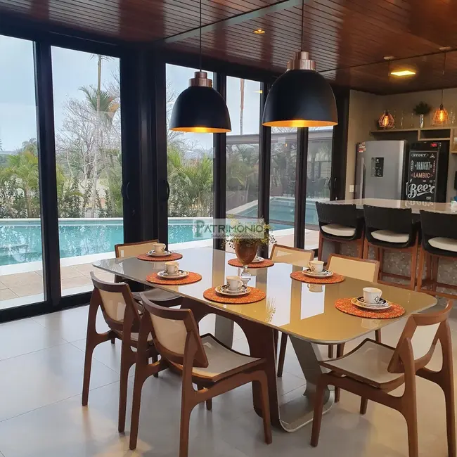 Foto 3 de Casa de Condomínio com 4 quartos à venda, 350m2 em Jaguariuna - SP