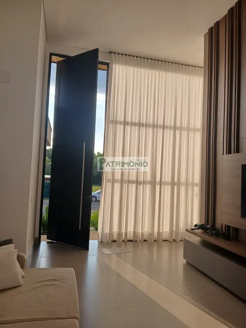 Foto 5 de Casa de Condomínio com 4 quartos à venda, 298m2 em Jaguariuna - SP