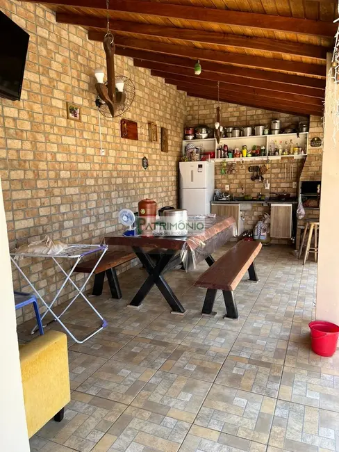 Foto 5 de Casa com 3 quartos à venda, 241m2 em Jaguariuna - SP