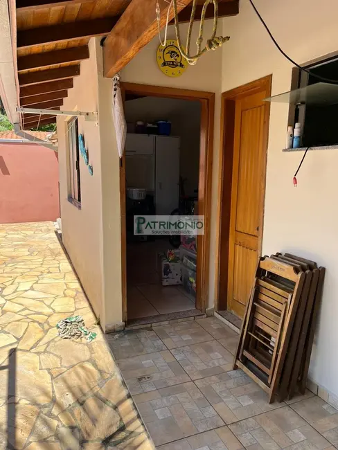 Foto 6 de Casa com 3 quartos à venda, 241m2 em Jaguariuna - SP