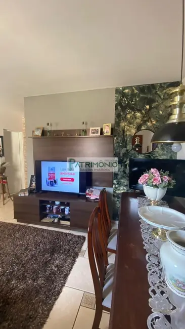 Foto 3 de Apartamento com 2 quartos à venda, 75m2 em Jaguariuna - SP