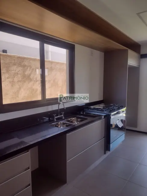 Foto 6 de Casa de Condomínio com 3 quartos à venda, 180m2 em Jaguariuna - SP