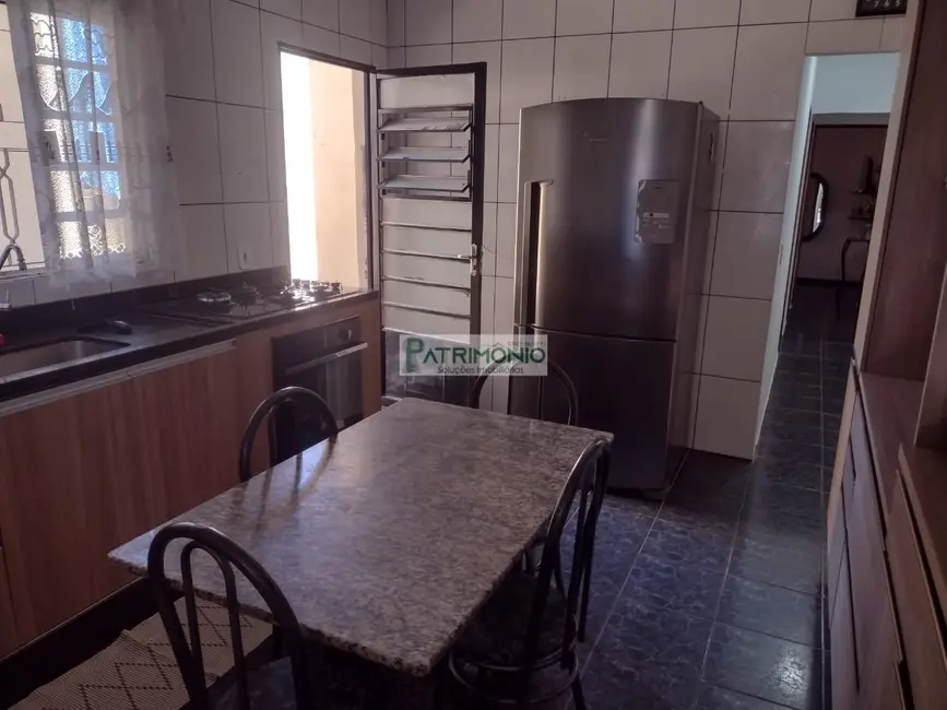 Foto 6 de Casa com 3 quartos à venda, 90m2 em Santo Antonio De Posse - SP