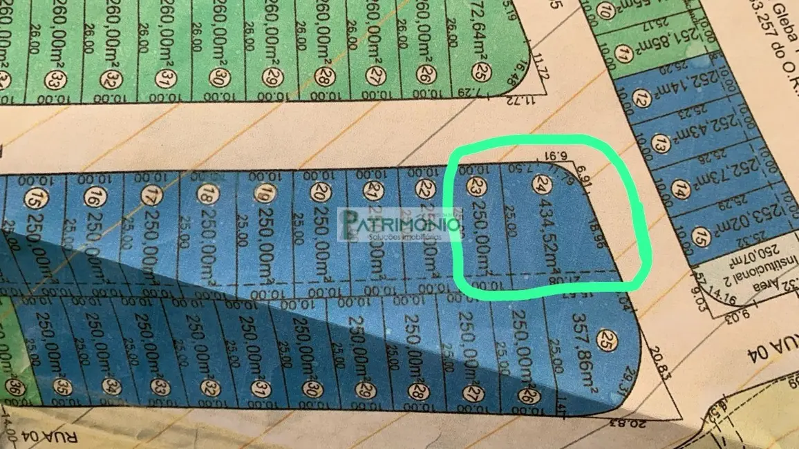 Foto 1 de Terreno / Lote à venda, 250m2 em Jaguariuna - SP