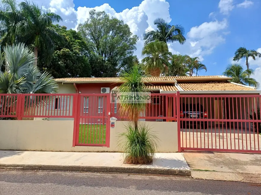 Foto 1 de Chácara com 4 quartos à venda em Jaguariuna - SP