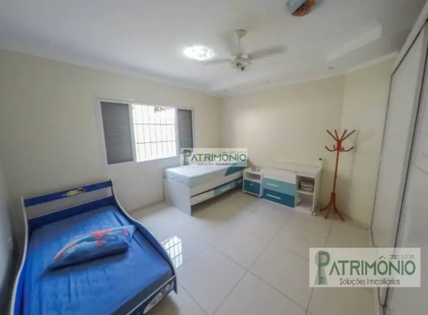 Foto 5 de Casa com 3 quartos à venda, 278m2 em Jaguariuna - SP