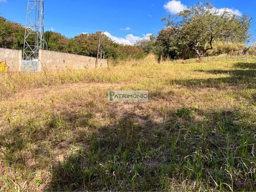 Foto 2 de Terreno / Lote à venda, 253m2 em Jaguariuna - SP