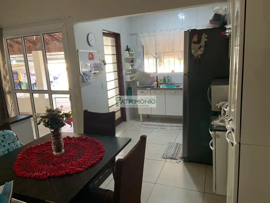 Foto 8 de Casa com 3 quartos à venda, 329m2 em Jaguariuna - SP