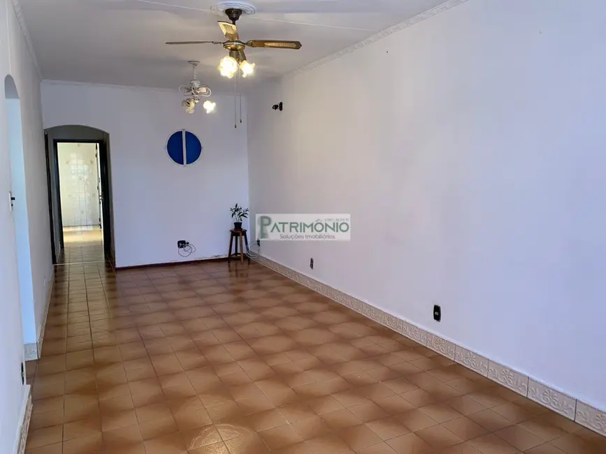 Foto 8 de Casa com 3 quartos à venda, 187m2 em Jaguariuna - SP