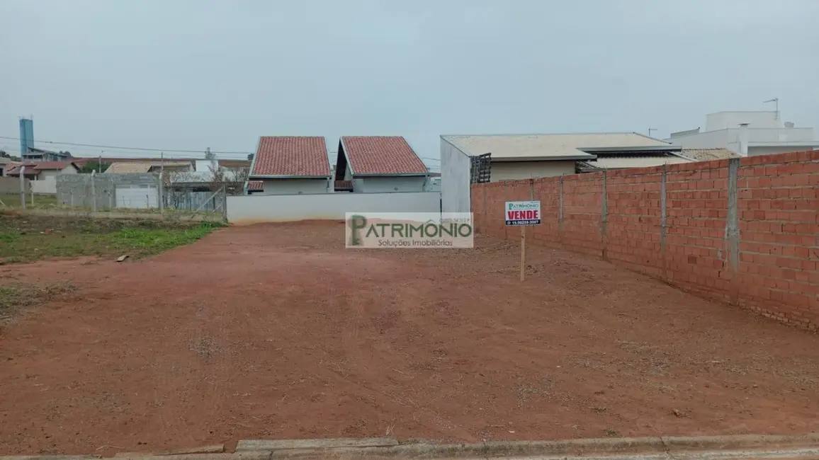 Foto 1 de Terreno / Lote à venda, 254m2 em Jaguariuna - SP