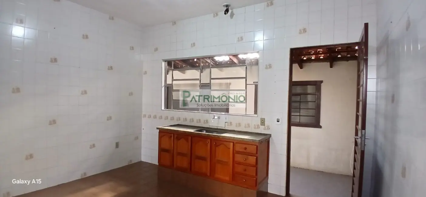 Foto 9 de Casa com 3 quartos à venda, 147m2 em Jaguariuna - SP