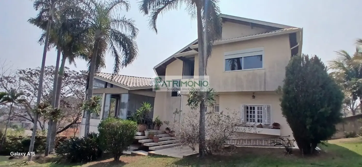 Foto 1 de Casa com 4 quartos à venda, 303m2 em Jaguariuna - SP