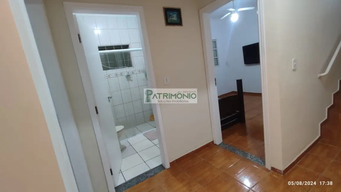 Foto 2 de Chácara com 3 quartos à venda, 200m2 em Jaguariuna - SP