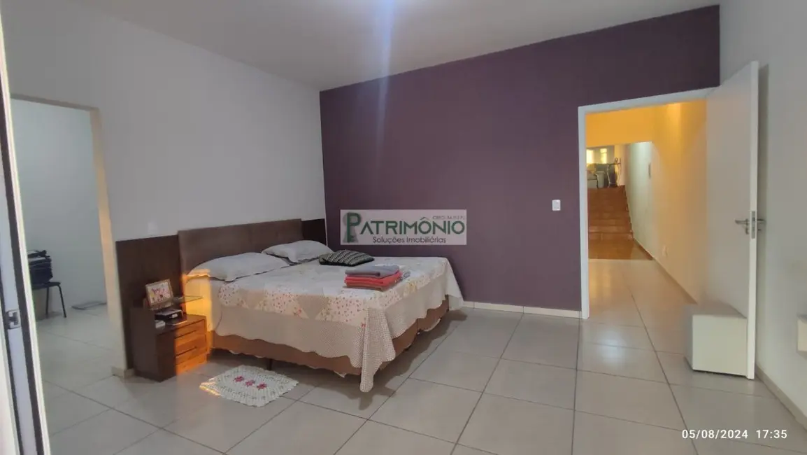 Foto 5 de Chácara com 3 quartos à venda, 200m2 em Jaguariuna - SP