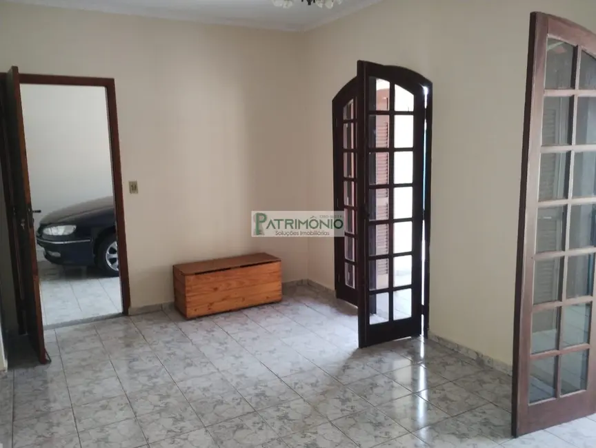Foto 6 de Casa com 1 quarto à venda, 160m2 em Jaguariuna - SP