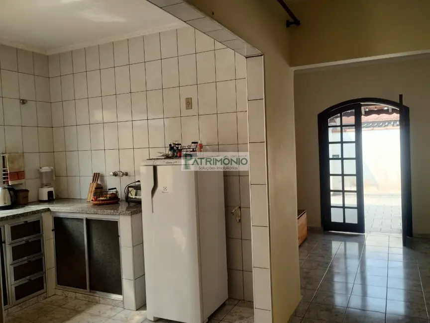 Foto 7 de Casa com 1 quarto à venda, 160m2 em Jaguariuna - SP