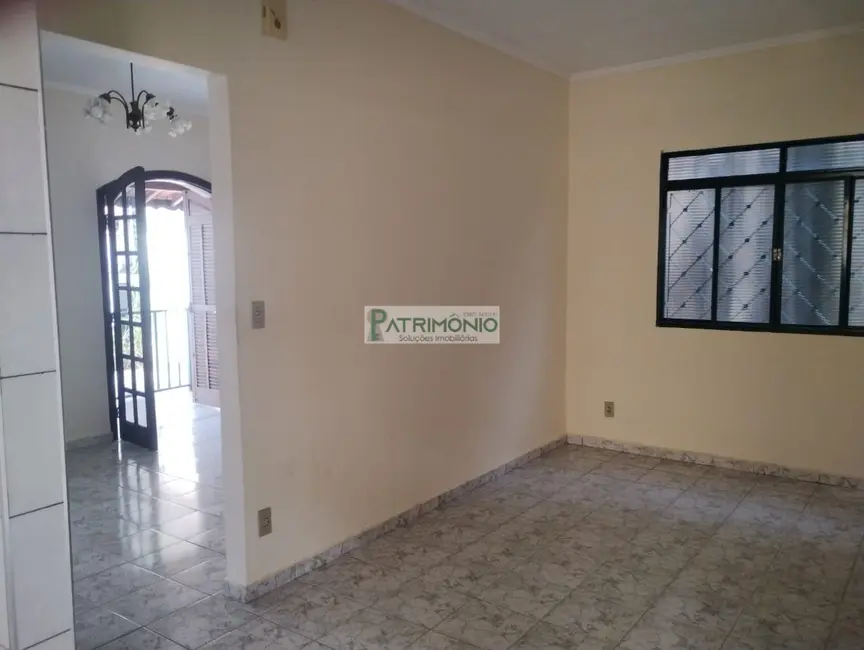 Foto 8 de Casa com 1 quarto à venda, 160m2 em Jaguariuna - SP