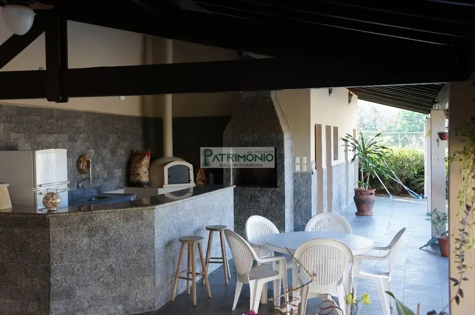 Foto 4 de Casa com 4 quartos à venda, 413m2 em Jaguariuna - SP