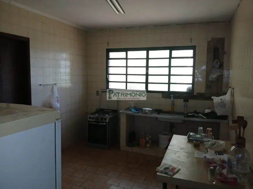 Foto 4 de Sítio / Rancho com 4 quartos à venda, 150m2 em Jaguariuna - SP