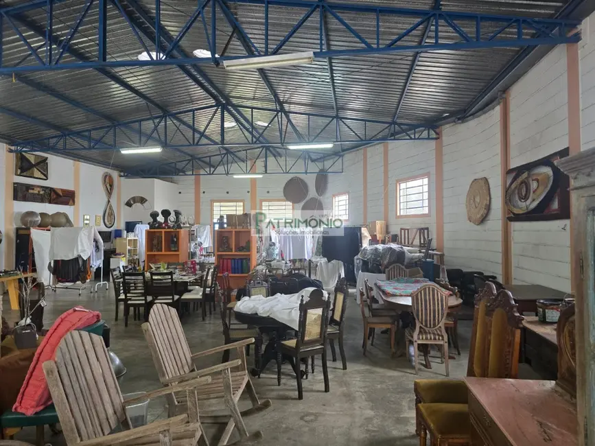 Sala Comercial para alugar, 300m2 em Jaguariuna - SP - imagem 5 Foto 5 de Sala Comercial para alugar, 300m2 em Jaguariuna - SP