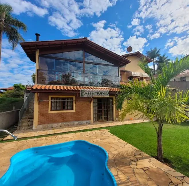 Foto 1 de Casa de Condomínio com 4 quartos à venda, 250m2 em Monte Alegre Do Sul - SP