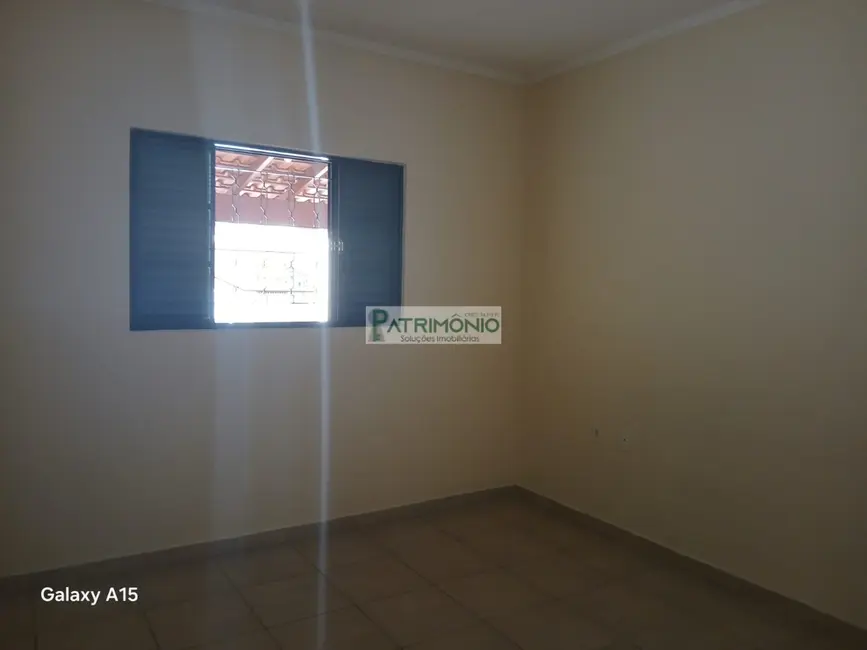 Foto 4 de Casa com 2 quartos à venda, 80m2 em Jaguariuna - SP