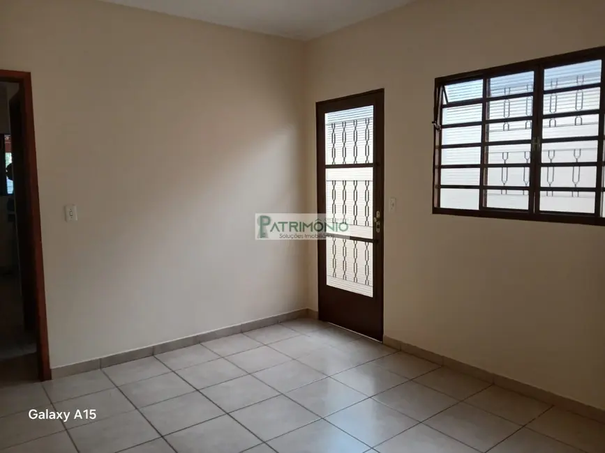 Foto 6 de Casa com 2 quartos à venda, 80m2 em Jaguariuna - SP