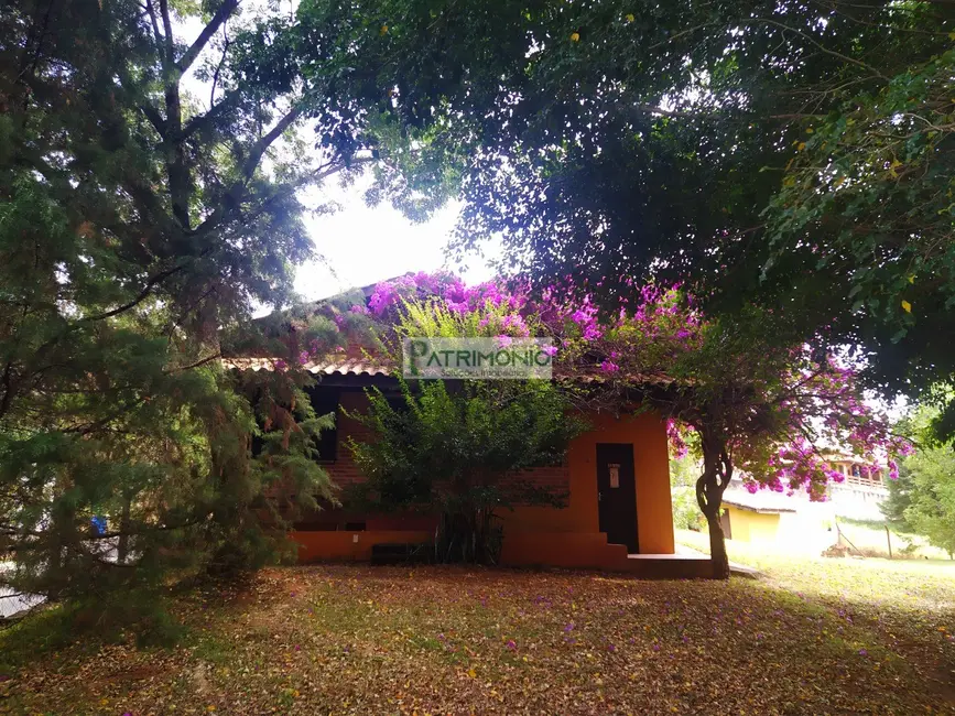 Foto 1 de Chácara com 3 quartos à venda, 700m2 em Pedreira - SP