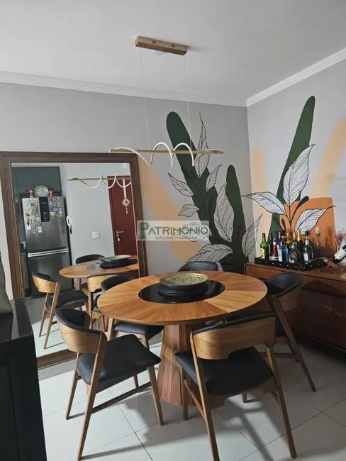 Foto 1 de Apartamento com 2 quartos à venda, 75m2 em Jaguariuna - SP