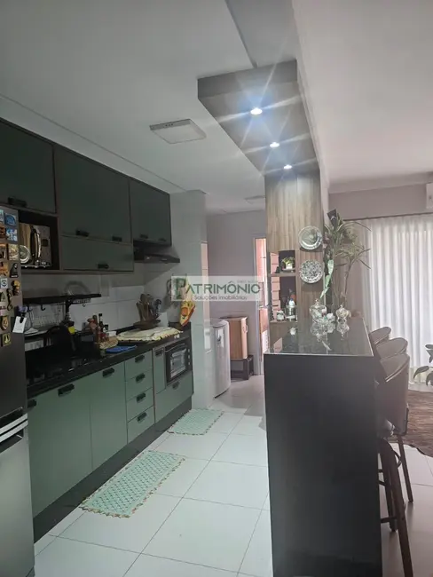 Foto 3 de Apartamento com 2 quartos à venda, 75m2 em Jaguariuna - SP