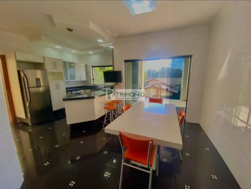 Foto 9 de Casa de Condomínio com 3 quartos à venda e para alugar, 820m2 em Arujázinho I, II e III, Aruja - SP