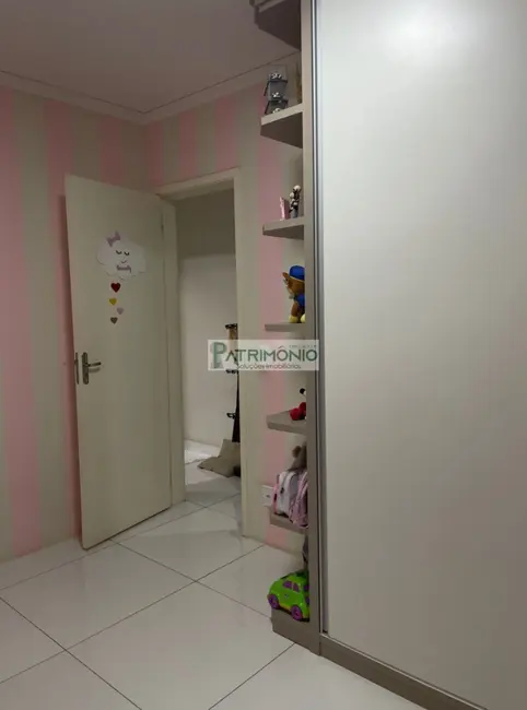 Foto 2 de Apartamento com 2 quartos à venda, 49m2 em Jaguariuna - SP