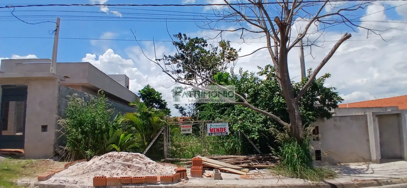 Foto 1 de Terreno / Lote à venda, 250m2 em Jaguariuna - SP