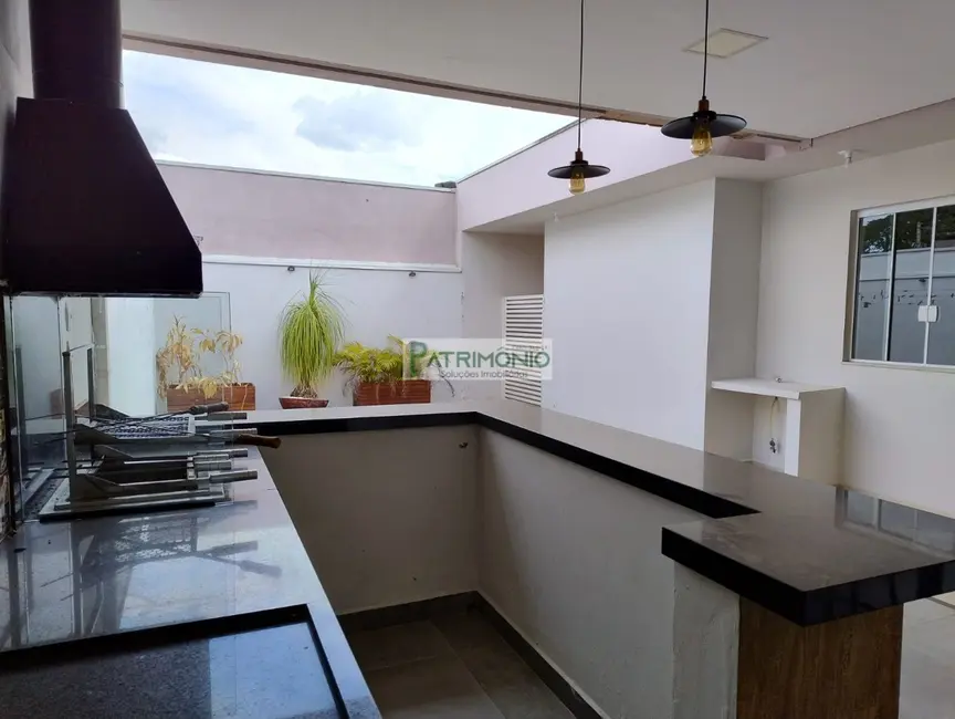 Foto 2 de Casa de Condomínio com 3 quartos à venda e para alugar, 202m2 em Jaguariuna - SP