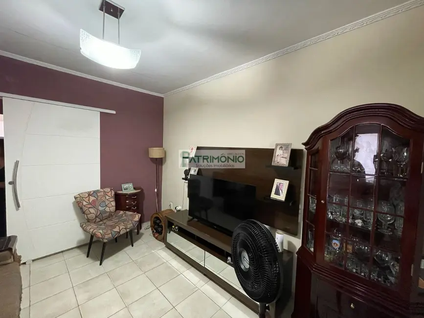 Foto 9 de Casa com 2 quartos à venda, 146m2 em Jaguariuna - SP