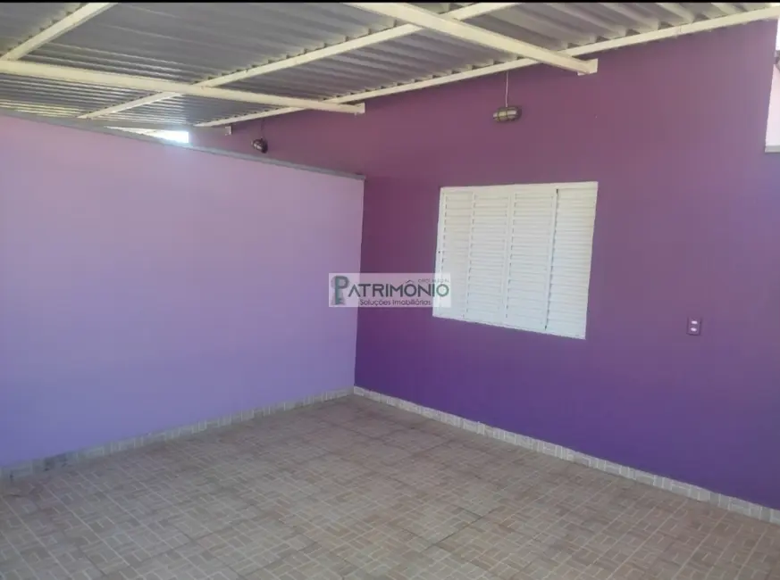 Foto 2 de Casa com 3 quartos para alugar, 75m2 em Jaguariuna - SP