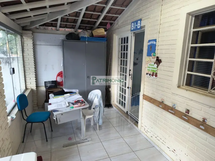 Foto 9 de Casa com 6 quartos à venda, 558m2 em Jaguariuna - SP