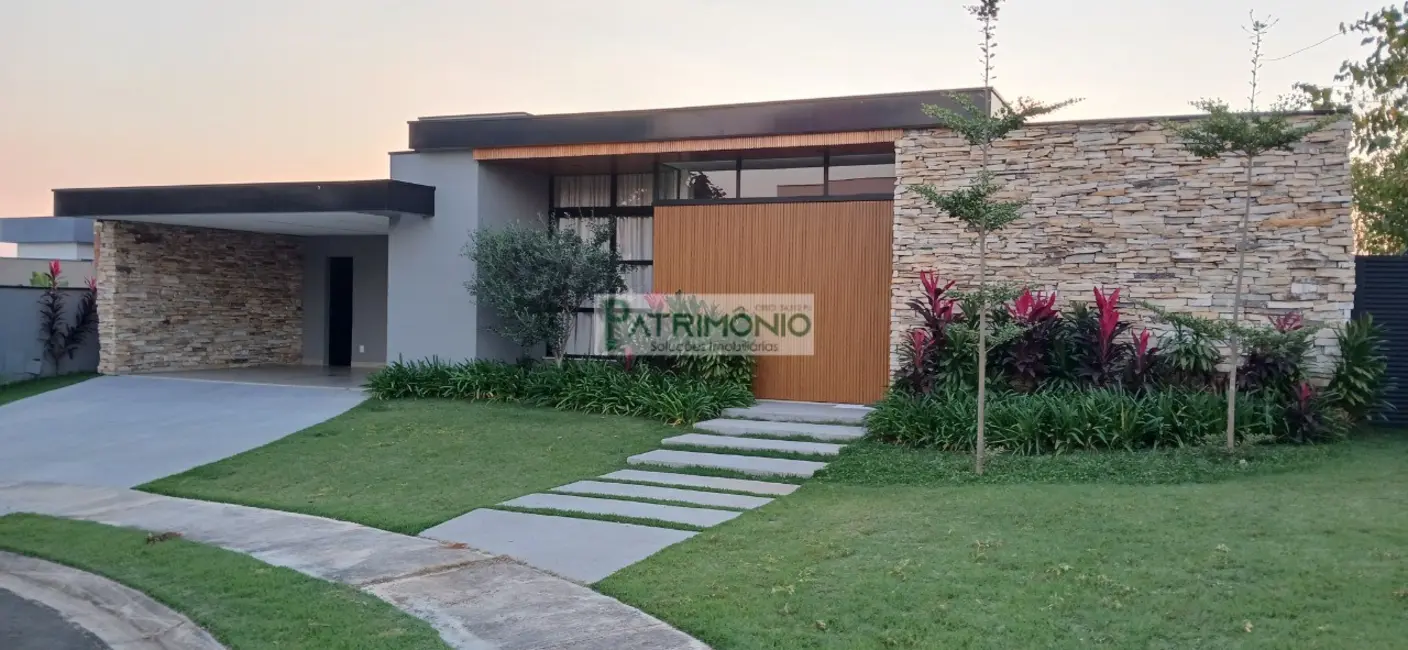 Foto 1 de Casa de Condomínio com 3 quartos à venda e para alugar, 244m2 em Jaguariuna - SP