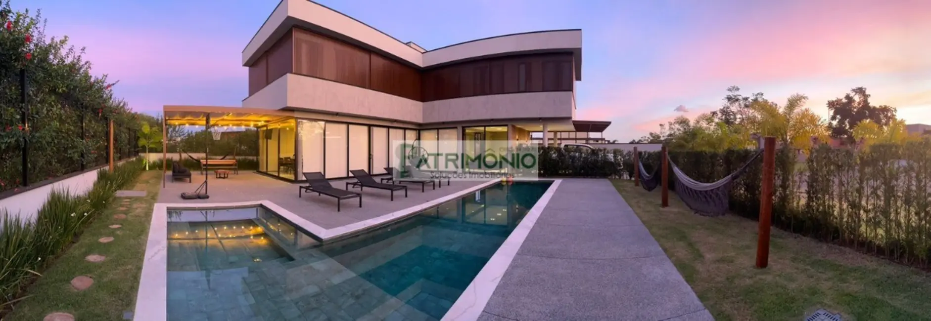 Foto 1 de Casa de Condomínio com 3 quartos à venda, 350m2 em Jaguariuna - SP