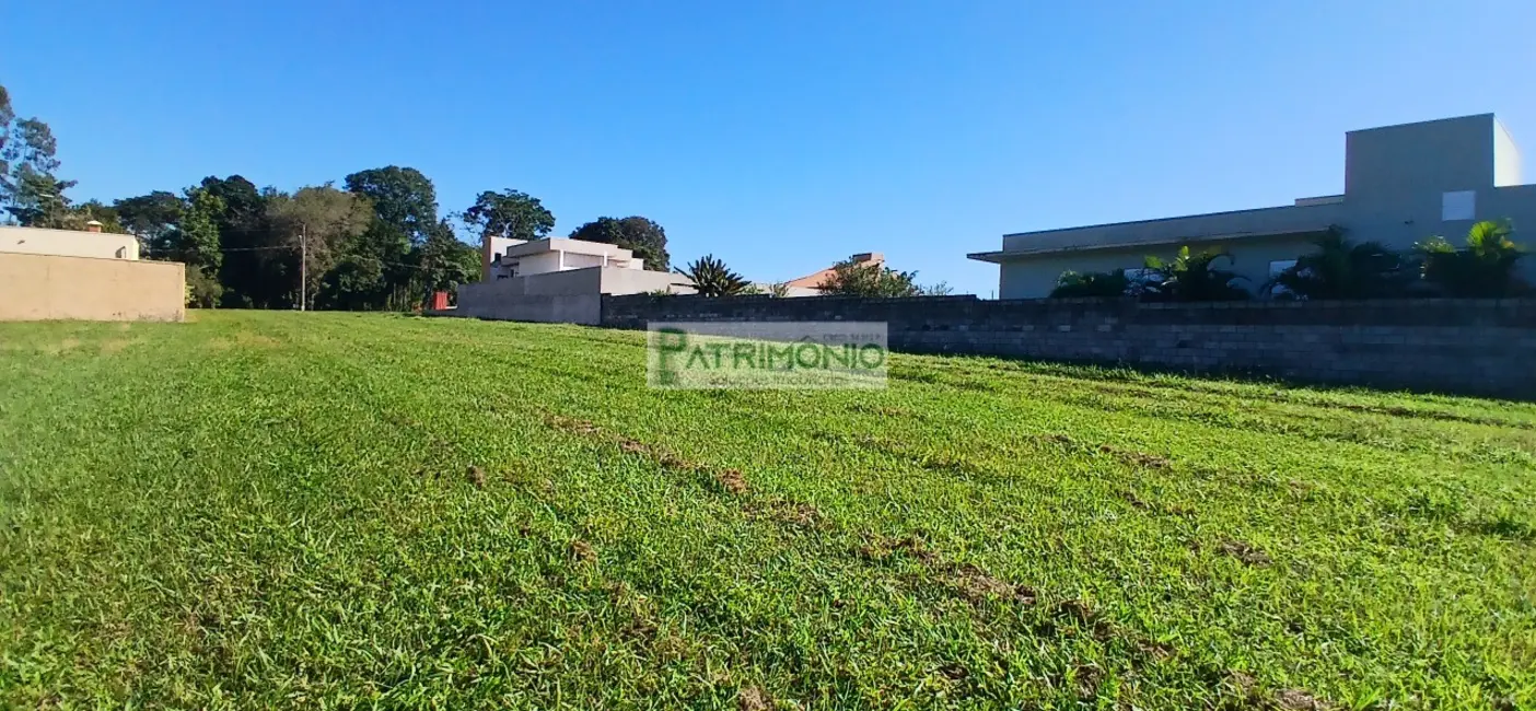 Foto 1 de Terreno / Lote à venda, 1695m2 em Jaguariuna - SP