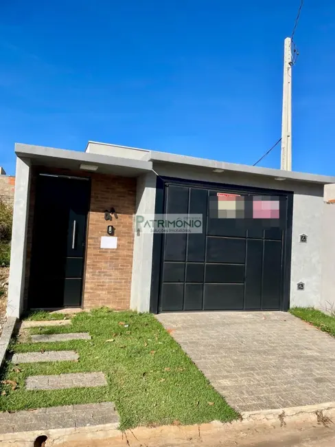 Foto 1 de Casa com 2 quartos à venda, 94m2 em Jaguariuna - SP