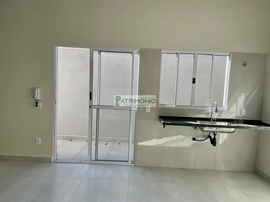 Foto 4 de Casa com 2 quartos à venda, 94m2 em Jaguariuna - SP