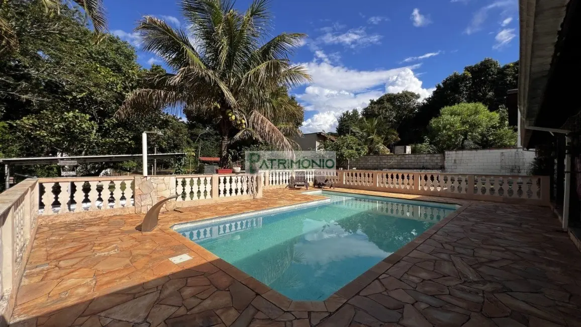 Foto 1 de Casa de Condomínio com 3 quartos à venda, 261m2 em Jaguariuna - SP
