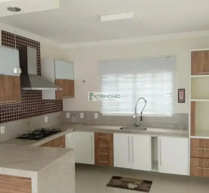 Foto 4 de Casa com 2 quartos à venda, 189m2 em Jaguariuna - SP