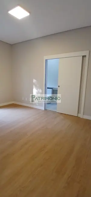 Foto 9 de Casa de Condomínio com 4 quartos à venda, 210m2 em Jaguariuna - SP