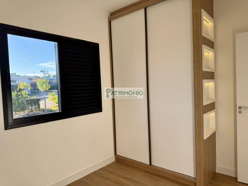 Foto 9 de Casa de Condomínio com 3 quartos à venda e para alugar, 215m2 em Jaguariuna - SP